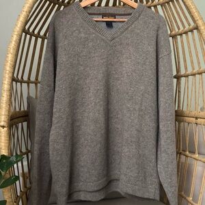 %100 Wool XL Men’s Vintage Woolrich V Neck Sweater Ash Heather Polished Neutral